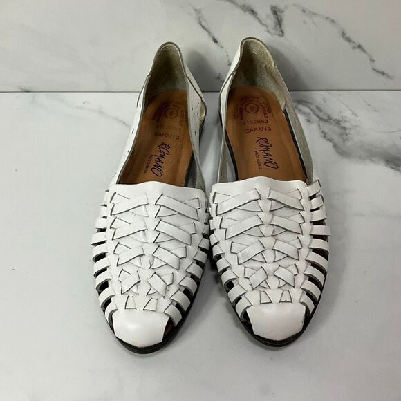 VINTAGE 80’s ROMANO Woven White Leather Sandals Flats - Picture 4 of 6